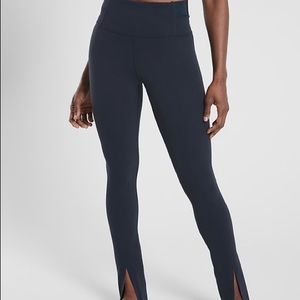 Aura split pant in Powervita